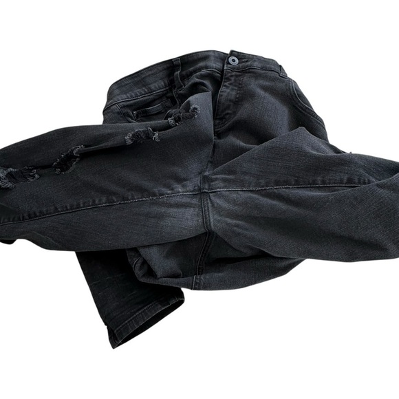 Torrid Distressed Bombshell Skinny Premium Stretch High-Rise Jeans  - Size 18 - Picture 11 of 13